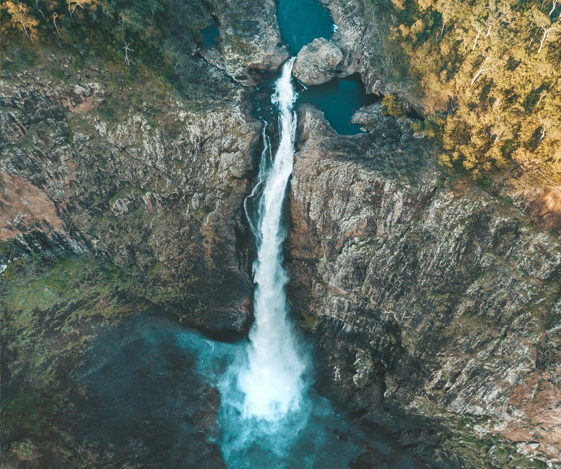 Wallaman-Falls-1-1-scaled-2.jpg